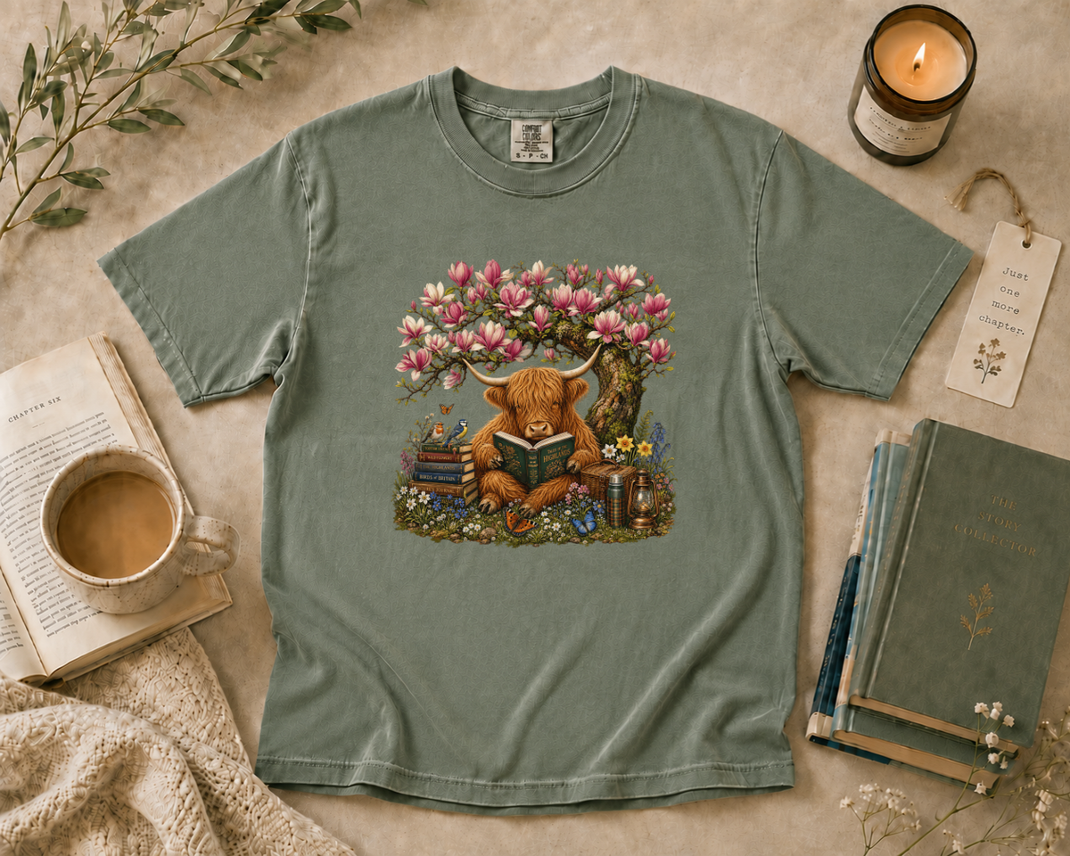 Highland Cow Reading T-Shirt